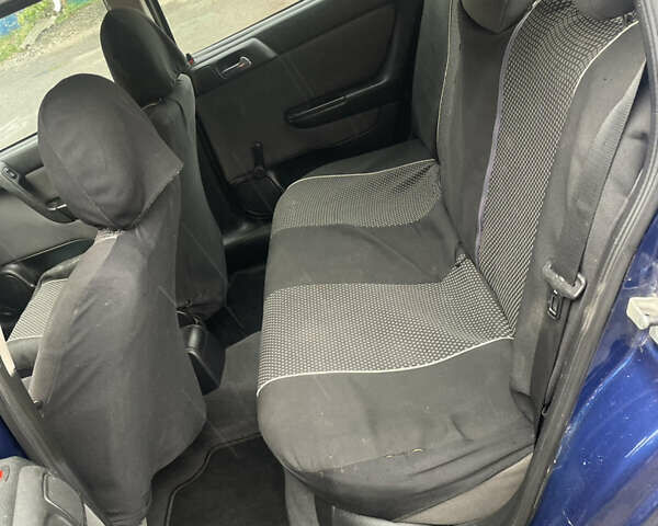 Синий Опель Астра, объемом двигателя 1.6 л и пробегом 180 тыс. км за 3200 $, фото 6 на Automoto.ua