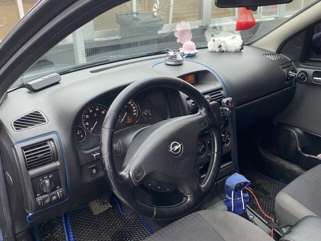 Синий Опель Астра, объемом двигателя 1.6 л и пробегом 239 тыс. км за 3550 $, фото 6 на Automoto.ua