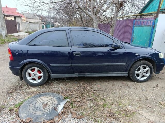 Синий Опель Астра, объемом двигателя 1.2 л и пробегом 340 тыс. км за 3300 $, фото 3 на Automoto.ua