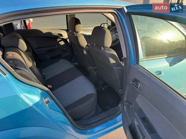 Синій Опель Астра, об'ємом двигуна 1.6 л та пробігом 196 тис. км за 4500 $, фото 3 на Automoto.ua