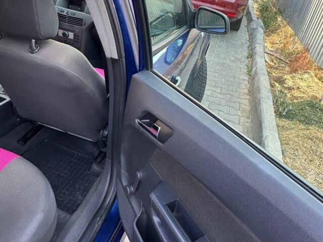 Синій Опель Астра, об'ємом двигуна 1.4 л та пробігом 220 тис. км за 3350 $, фото 20 на Automoto.ua