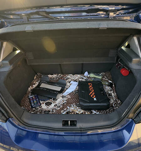 Синий Опель Астра, объемом двигателя 1.6 л и пробегом 189 тыс. км за 4600 $, фото 7 на Automoto.ua