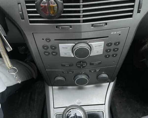 Синій Опель Астра, об'ємом двигуна 1.6 л та пробігом 210 тис. км за 4300 $, фото 11 на Automoto.ua