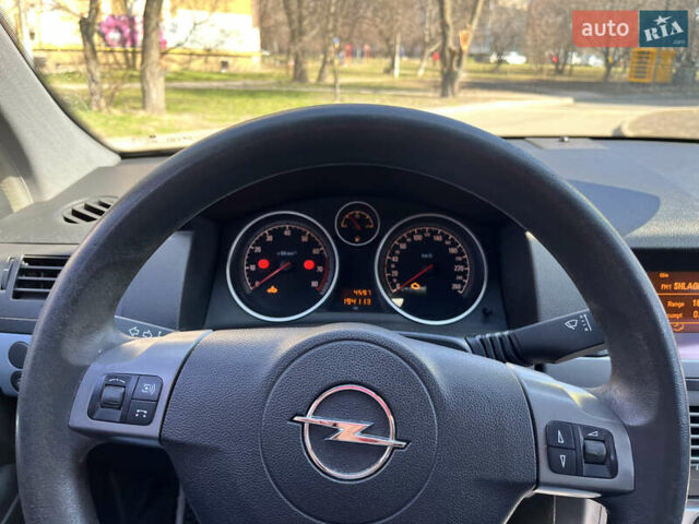 Синій Опель Астра, об'ємом двигуна 1.6 л та пробігом 194 тис. км за 5000 $, фото 2 на Automoto.ua