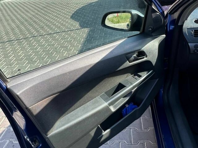 Синій Опель Астра, об'ємом двигуна 1.4 л та пробігом 220 тис. км за 3350 $, фото 18 на Automoto.ua