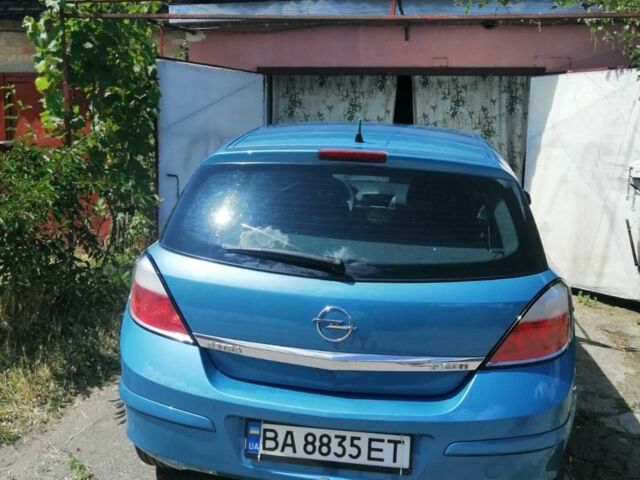 Синий Опель Астра, объемом двигателя 1.7 л и пробегом 190 тыс. км за 5000 $, фото 3 на Automoto.ua