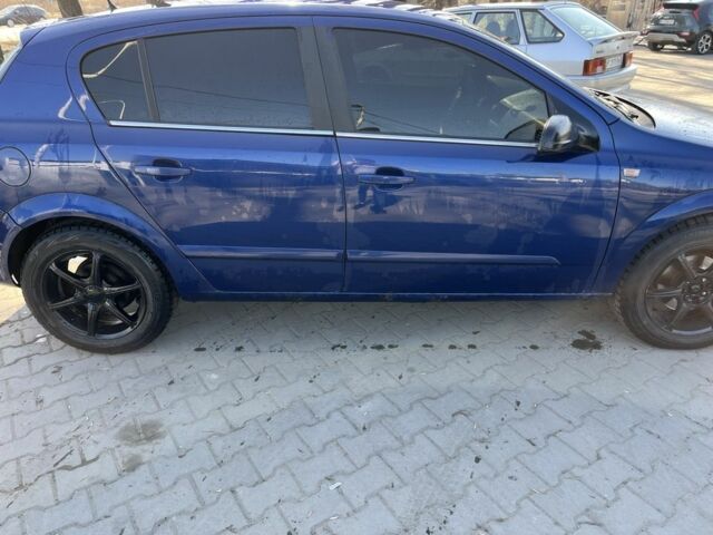 Синій Опель Астра, об'ємом двигуна 1.6 л та пробігом 273 тис. км за 3800 $, фото 4 на Automoto.ua