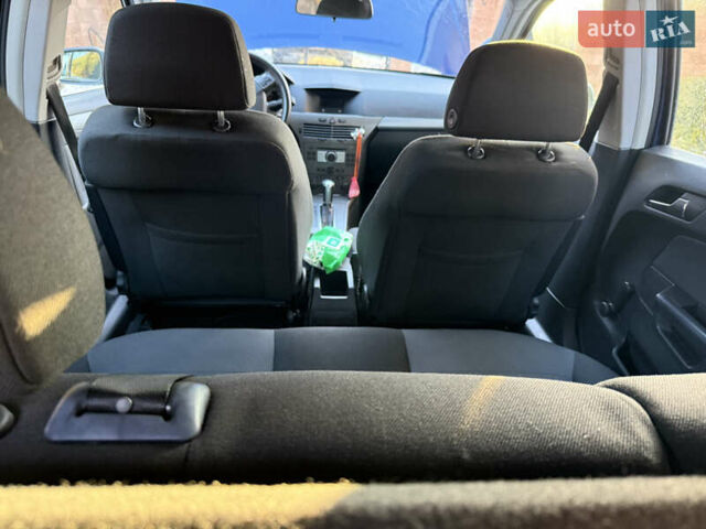 Синий Опель Астра, объемом двигателя 1.8 л и пробегом 150 тыс. км за 5000 $, фото 22 на Automoto.ua