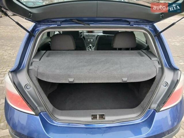 Синий Опель Астра, объемом двигателя 1.6 л и пробегом 253 тыс. км за 3999 $, фото 16 на Automoto.ua