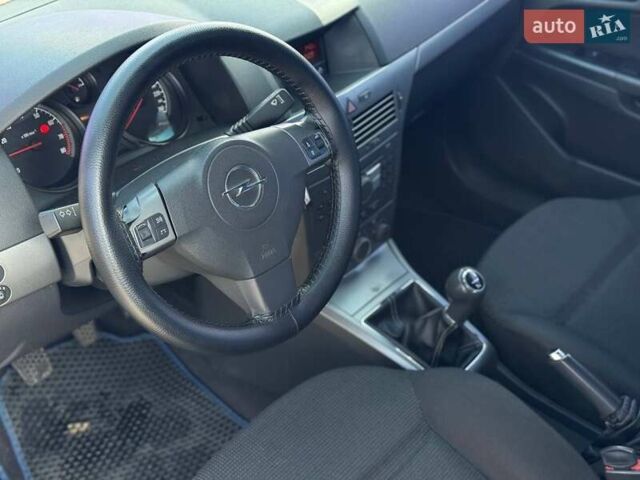 Опель Астра 2005 в Запорожье на Automoto.ua Синий Опель Астра, объемом двигателя 1.6 л и пробегом 195 тыс. км за 5599 $, фото 7 на Automoto.ua