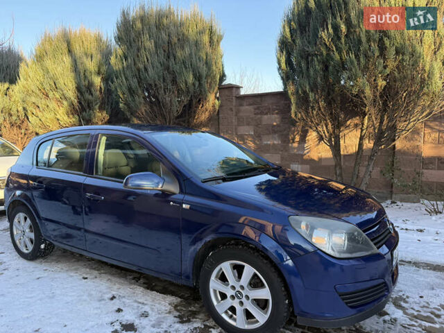 Синий Опель Астра, объемом двигателя 1.8 л и пробегом 150 тыс. км за 5000 $, фото 3 на Automoto.ua