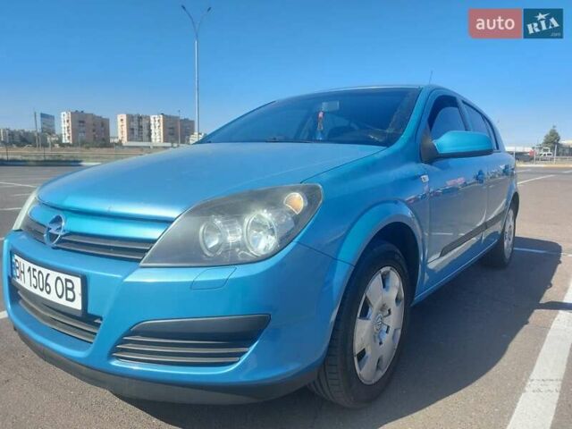 Синий Опель Астра, объемом двигателя 1.36 л и пробегом 225 тыс. км за 5800 $, фото 9 на Automoto.ua