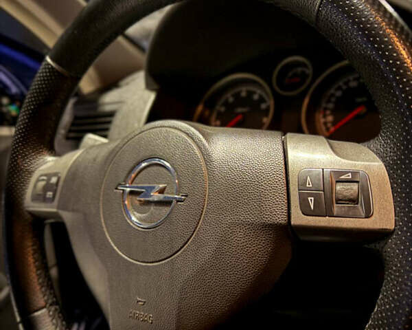 Синій Опель Астра, об'ємом двигуна 1.6 л та пробігом 290 тис. км за 4000 $, фото 15 на Automoto.ua