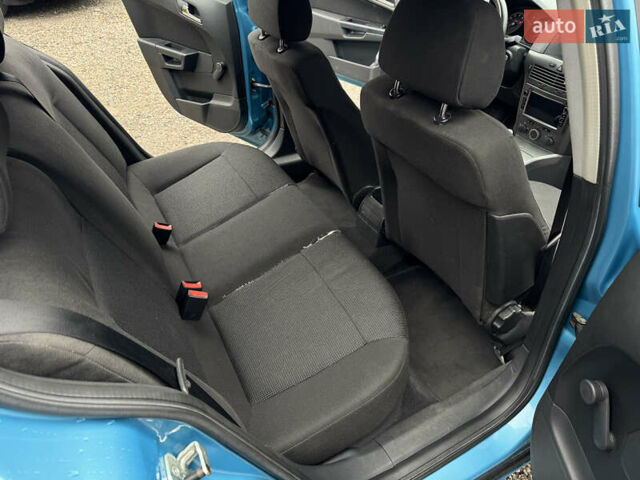 Синий Опель Астра, объемом двигателя 1.6 л и пробегом 87 тыс. км за 5300 $, фото 9 на Automoto.ua