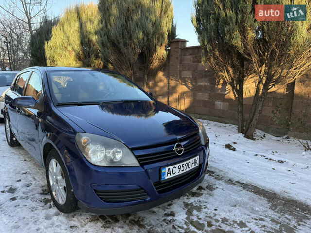 Синий Опель Астра, объемом двигателя 1.8 л и пробегом 150 тыс. км за 5000 $, фото 2 на Automoto.ua