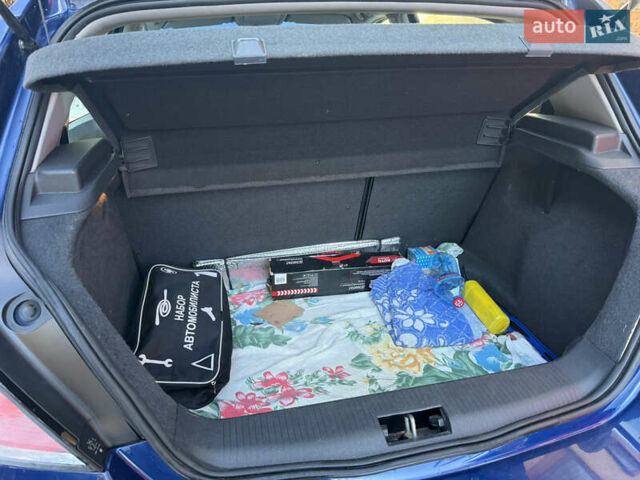Синий Опель Астра, объемом двигателя 1.8 л и пробегом 150 тыс. км за 5000 $, фото 23 на Automoto.ua