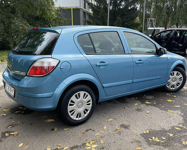 Синий Опель Астра, объемом двигателя 1.6 л и пробегом 210 тыс. км за 5600 $, фото 4 на Automoto.ua