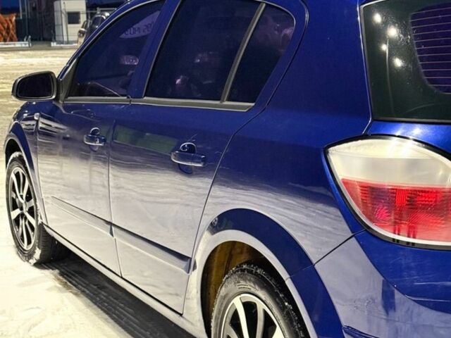 Синий Опель Астра, объемом двигателя 1.6 л и пробегом 290 тыс. км за 4000 $, фото 4 на Automoto.ua