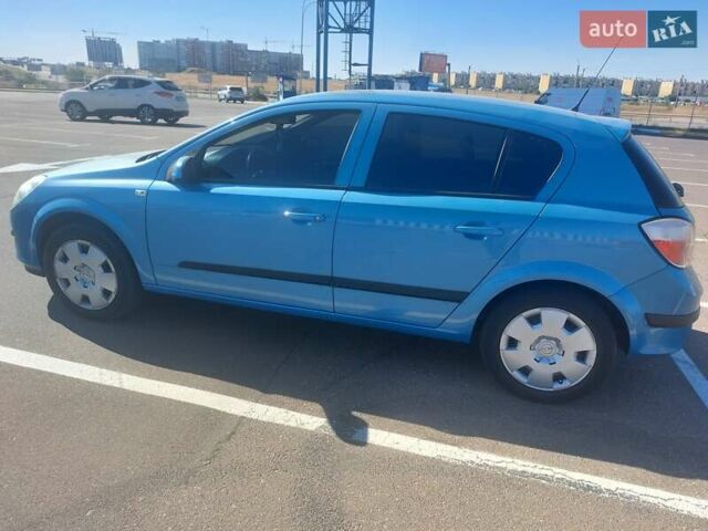 Синий Опель Астра, объемом двигателя 1.36 л и пробегом 225 тыс. км за 5800 $, фото 8 на Automoto.ua