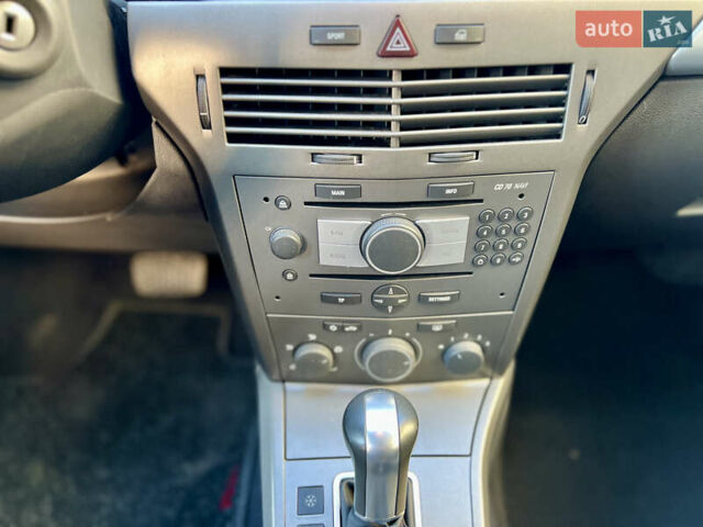 Синій Опель Астра, об'ємом двигуна 1.8 л та пробігом 156 тис. км за 5950 $, фото 59 на Automoto.ua