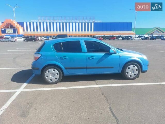 Синий Опель Астра, объемом двигателя 1.36 л и пробегом 225 тыс. км за 5800 $, фото 11 на Automoto.ua