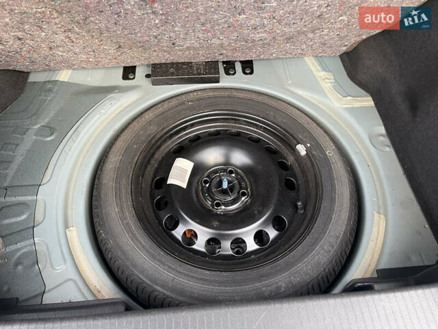 Синий Опель Астра, объемом двигателя 1.6 л и пробегом 210 тыс. км за 5600 $, фото 15 на Automoto.ua