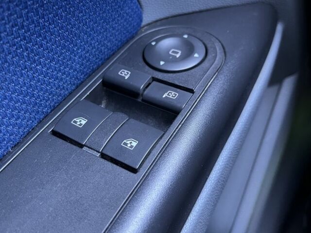 Синій Опель Астра, об'ємом двигуна 1.6 л та пробігом 263 тис. км за 4200 $, фото 22 на Automoto.ua