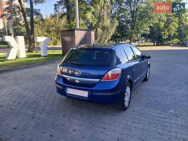 Опель Астра 2005 в Черновцах на Automoto.ua Синий Опель Астра, объемом двигателя 1.6 л и пробегом 249 тыс. км за 3950 $, фото 1 на Automoto.ua
