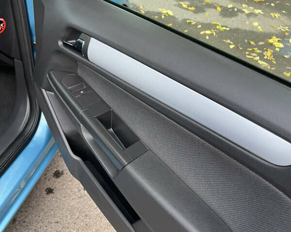 Синий Опель Астра, объемом двигателя 1.6 л и пробегом 210 тыс. км за 5600 $, фото 12 на Automoto.ua