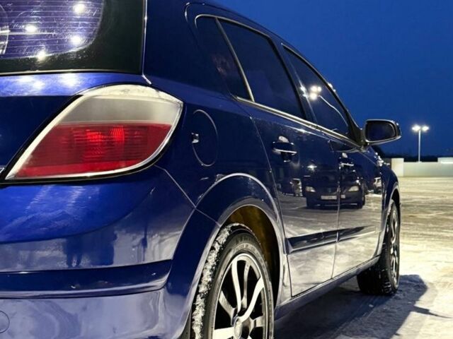 Синий Опель Астра, объемом двигателя 1.6 л и пробегом 290 тыс. км за 4000 $, фото 3 на Automoto.ua