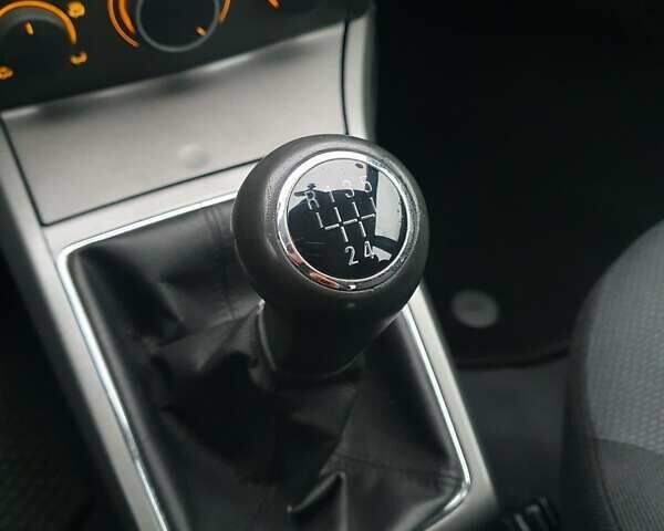 Синій Опель Астра, об'ємом двигуна 1.6 л та пробігом 197 тис. км за 4550 $, фото 33 на Automoto.ua