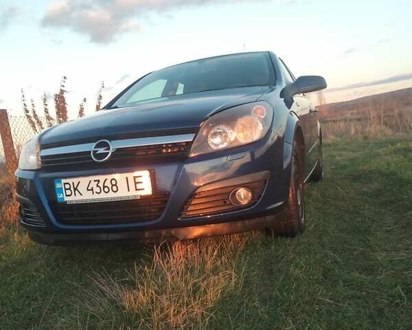 Синий Опель Астра, объемом двигателя 1.6 л и пробегом 240 тыс. км за 4700 $, фото 2 на Automoto.ua