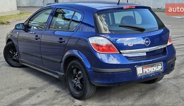 Опель Астра 2006 в Киеве на Automoto.ua Синий Опель Астра, объемом двигателя 1.6 л и пробегом 361 тыс. км за 3800 $, фото 3 на Automoto.ua