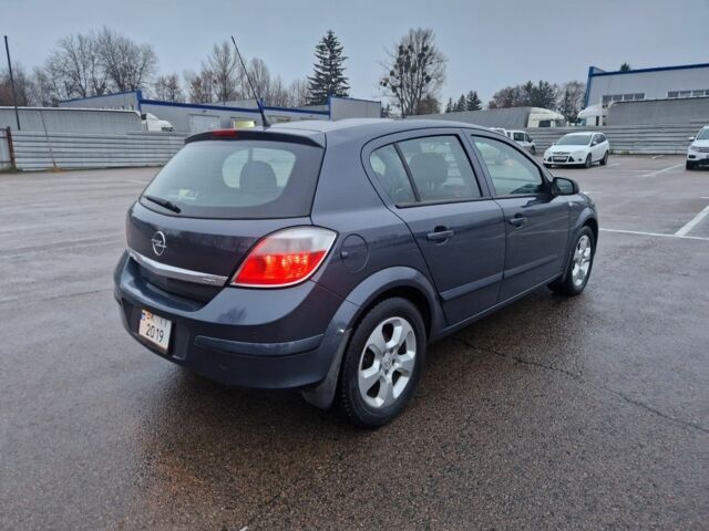 Синий Опель Астра, объемом двигателя 1.2 л и пробегом 275 тыс. км за 3700 $, фото 2 на Automoto.ua