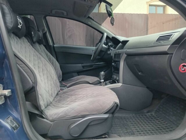 Синий Опель Астра, объемом двигателя 1.4 л и пробегом 345 тыс. км за 2800 $, фото 12 на Automoto.ua