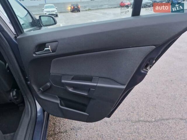 Синій Опель Астра, об'ємом двигуна 1.25 л та пробігом 275 тис. км за 3700 $, фото 20 на Automoto.ua