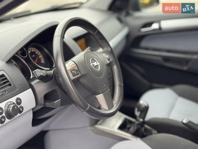 Синій Опель Астра, об'ємом двигуна 1.8 л та пробігом 217 тис. км за 5299 $, фото 31 на Automoto.ua