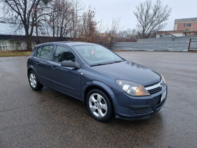 Синий Опель Астра, объемом двигателя 1.2 л и пробегом 275 тыс. км за 3700 $, фото 1 на Automoto.ua