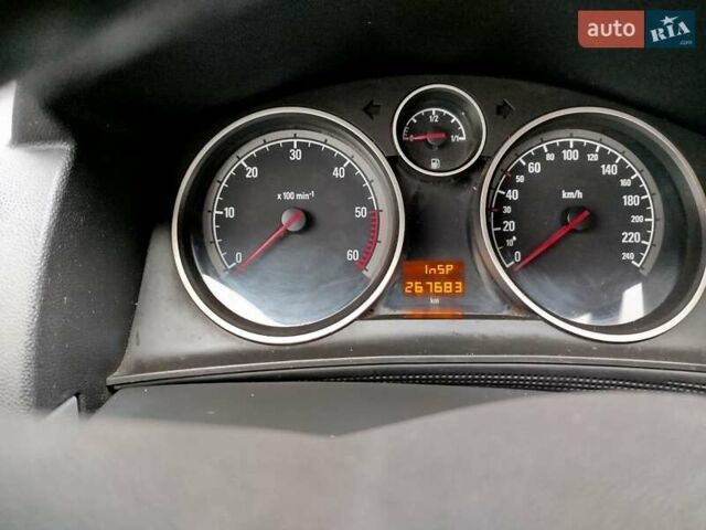 Синій Опель Астра, об'ємом двигуна 1.3 л та пробігом 267 тис. км за 4000 $, фото 6 на Automoto.ua