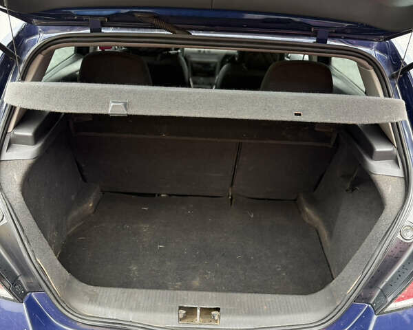 Синий Опель Астра, объемом двигателя 1.4 л и пробегом 350 тыс. км за 2450 $, фото 13 на Automoto.ua