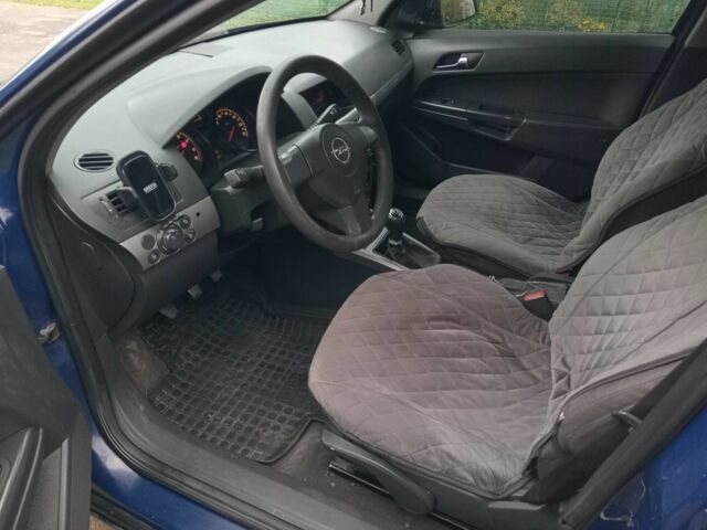 Синий Опель Астра, объемом двигателя 1.4 л и пробегом 345 тыс. км за 2800 $, фото 14 на Automoto.ua