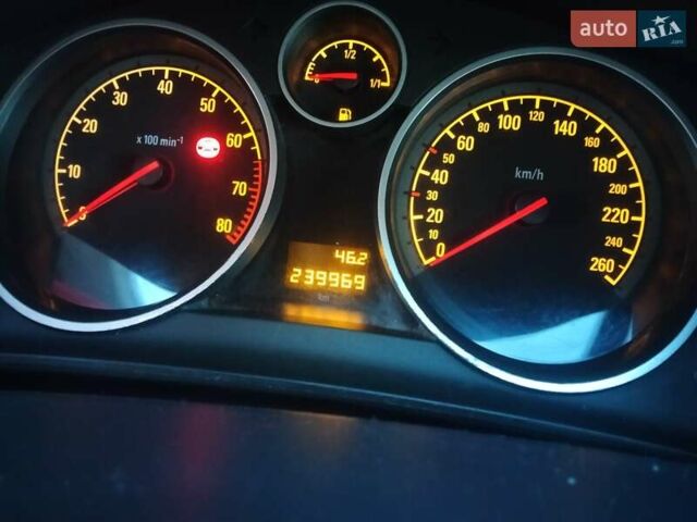 Синий Опель Астра, объемом двигателя 1.6 л и пробегом 240 тыс. км за 4700 $, фото 15 на Automoto.ua