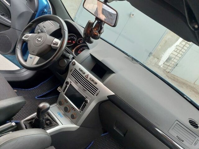 Синій Опель Астра, об'ємом двигуна 2 л та пробігом 143 тис. км за 7900 $, фото 10 на Automoto.ua