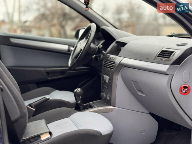 Синій Опель Астра, об'ємом двигуна 1.8 л та пробігом 217 тис. км за 5299 $, фото 40 на Automoto.ua