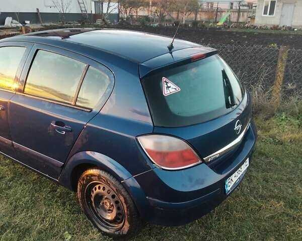 Синий Опель Астра, объемом двигателя 1.6 л и пробегом 240 тыс. км за 4700 $, фото 6 на Automoto.ua