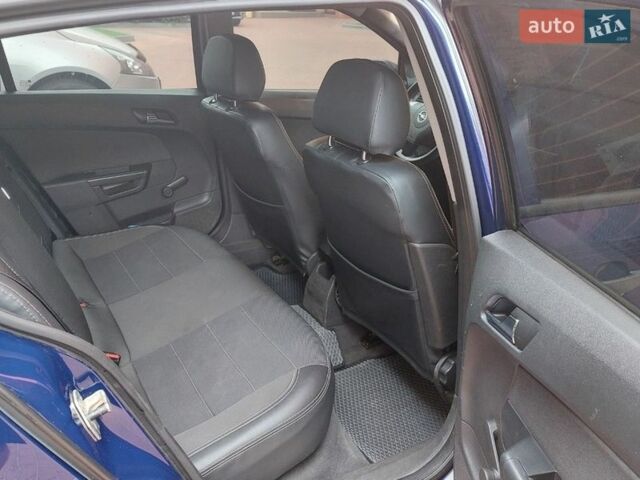 Синий Опель Астра, объемом двигателя 1.4 л и пробегом 242 тыс. км за 4500 $, фото 12 на Automoto.ua