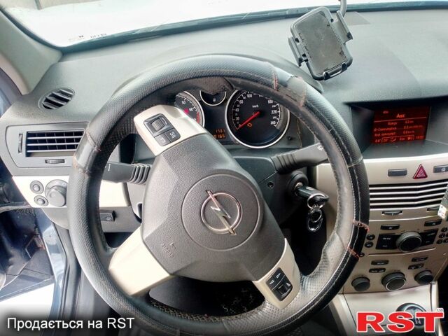 Синий Опель Астра, объемом двигателя 1.6 л и пробегом 249 тыс. км за 5100 $, фото 12 на Automoto.ua