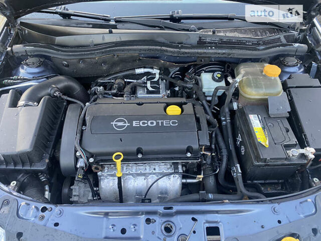 Синий Опель Астра, объемом двигателя 1.6 л и пробегом 237 тыс. км за 4900 $, фото 19 на Automoto.ua