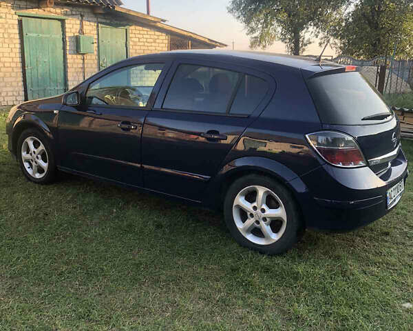 Синий Опель Астра, объемом двигателя 1.3 л и пробегом 333 тыс. км за 5200 $, фото 3 на Automoto.ua