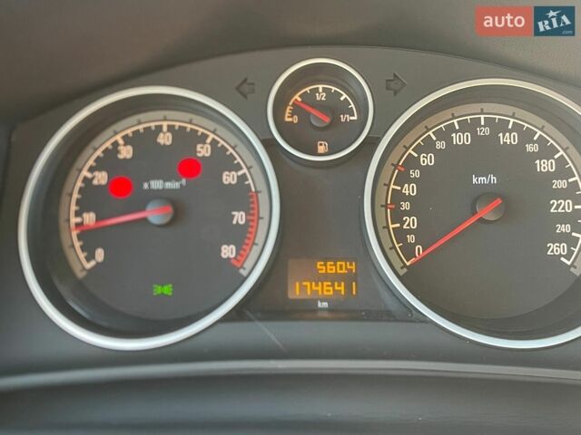 Синий Опель Астра, объемом двигателя 1.8 л и пробегом 174 тыс. км за 5950 $, фото 9 на Automoto.ua